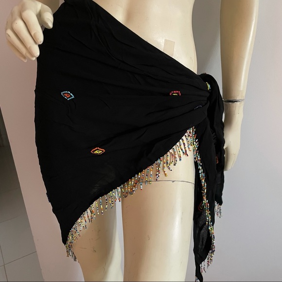 Beaded sarong triangle shape - Picture 9 of 12